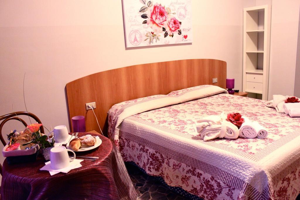 Antica Brianza Alloggi Bed & Breakfast Bergamo Phòng bức ảnh
