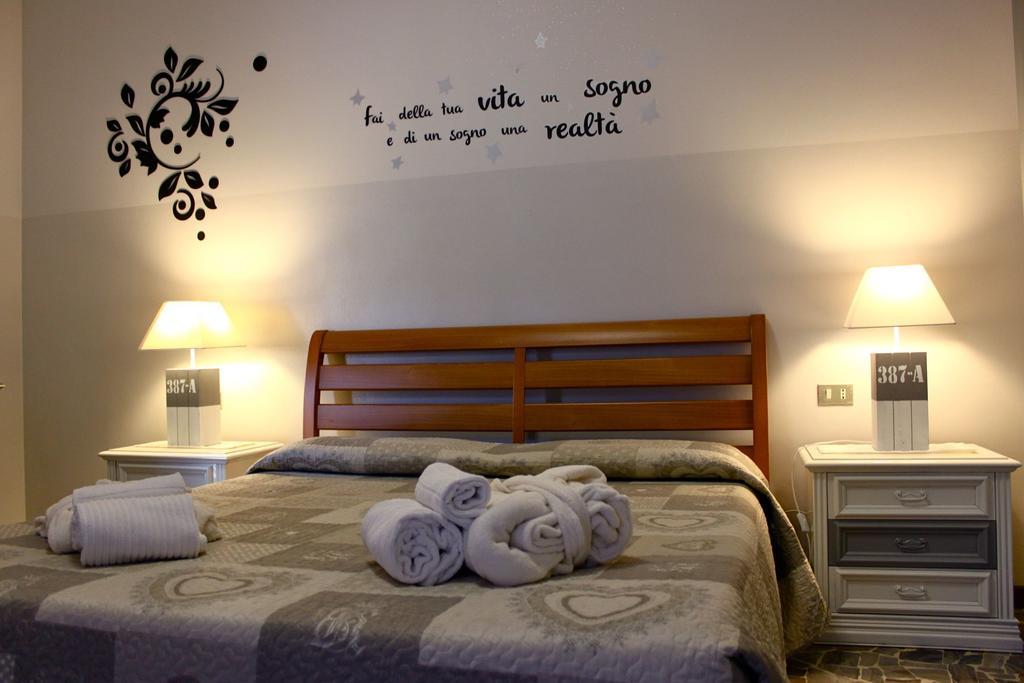 Antica Brianza Alloggi Bed & Breakfast Bergamo Phòng bức ảnh